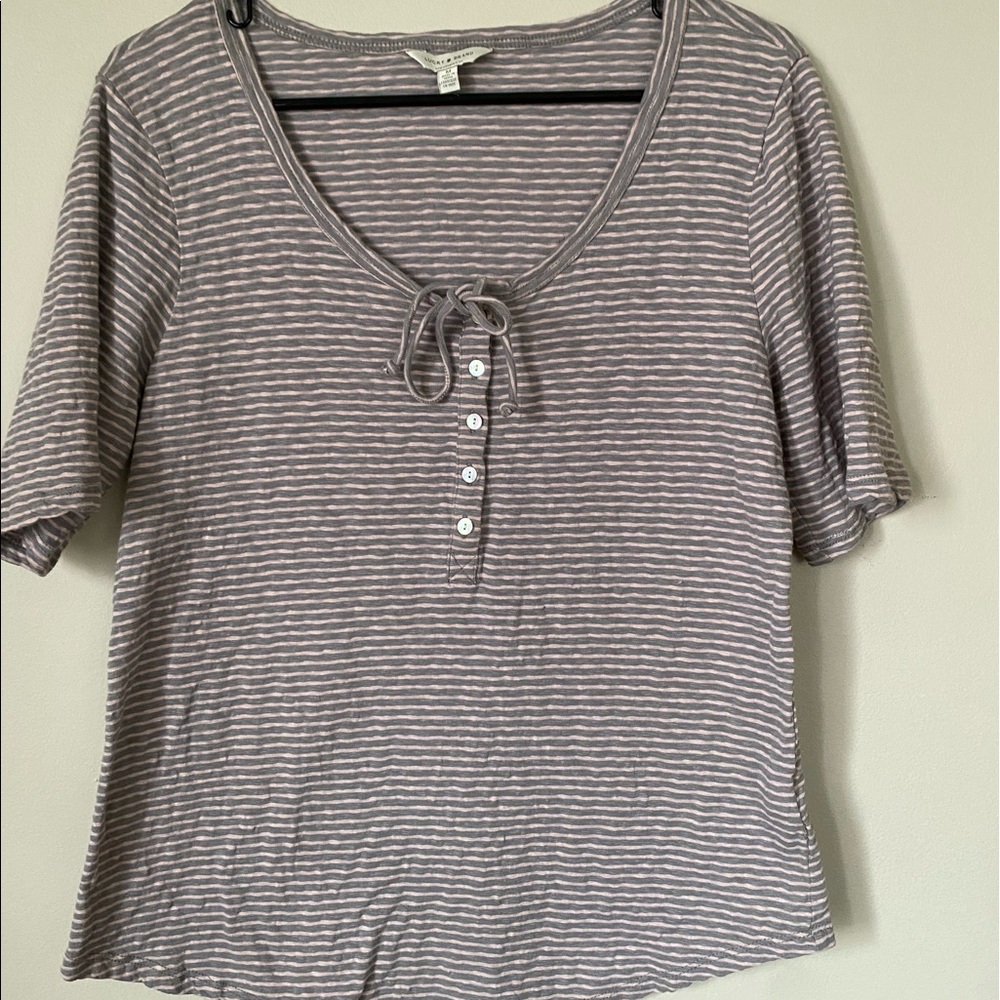 Lucky Brand Henley top - gray and pink striped - size medium